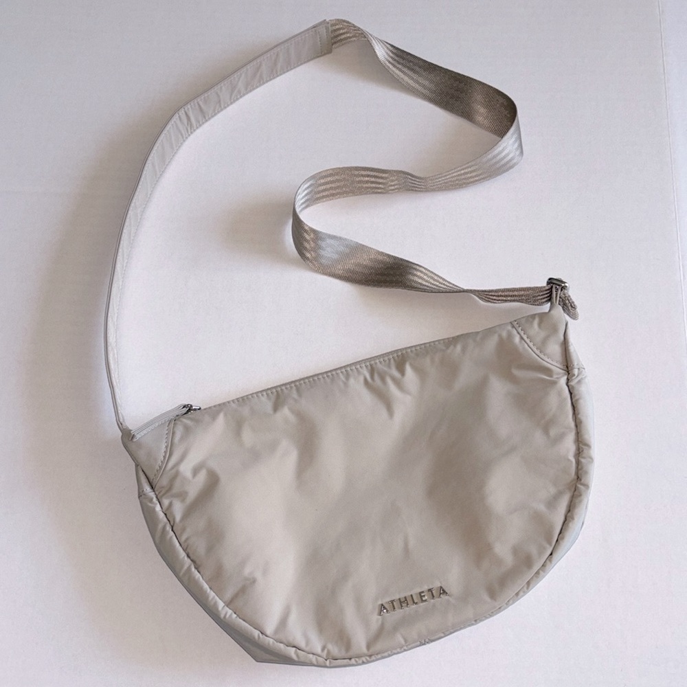 Athleta Beige All About Crossbody Bag with Adjustable Strap EUC